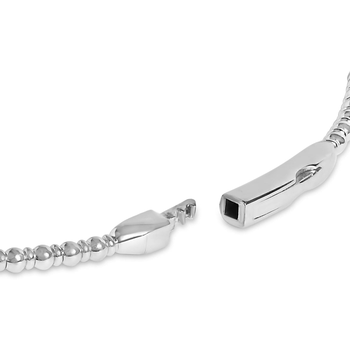 14K White Gold 1/2 Cttw Diamond Quatrefoil Clover Style Bangle Bracelet (G-H Color, SI1-SI2 Clarity) - 7.75 Inch