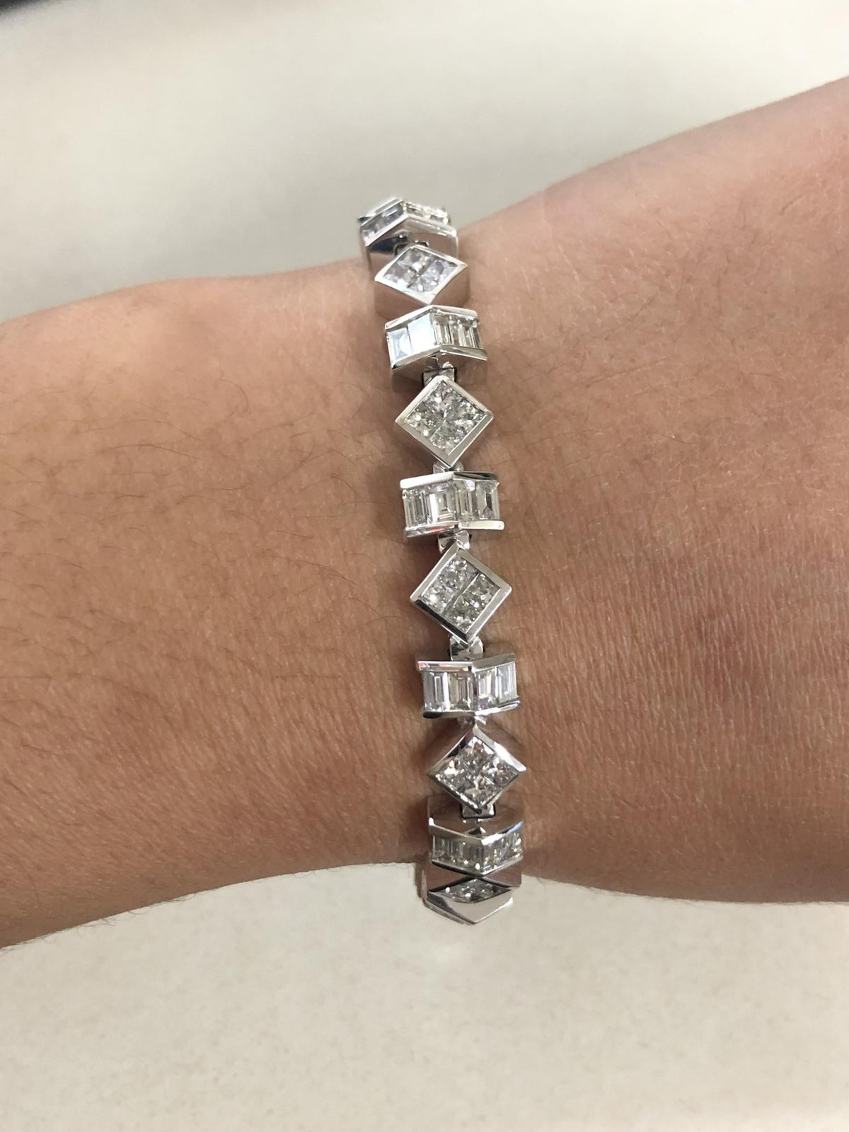 14K White Gold 9.0 Cttw Princess and Baguette Diamond Geometrical Style Link Bracelet (G-H Color, VS1-VS2 Clarity) - 7" Inches