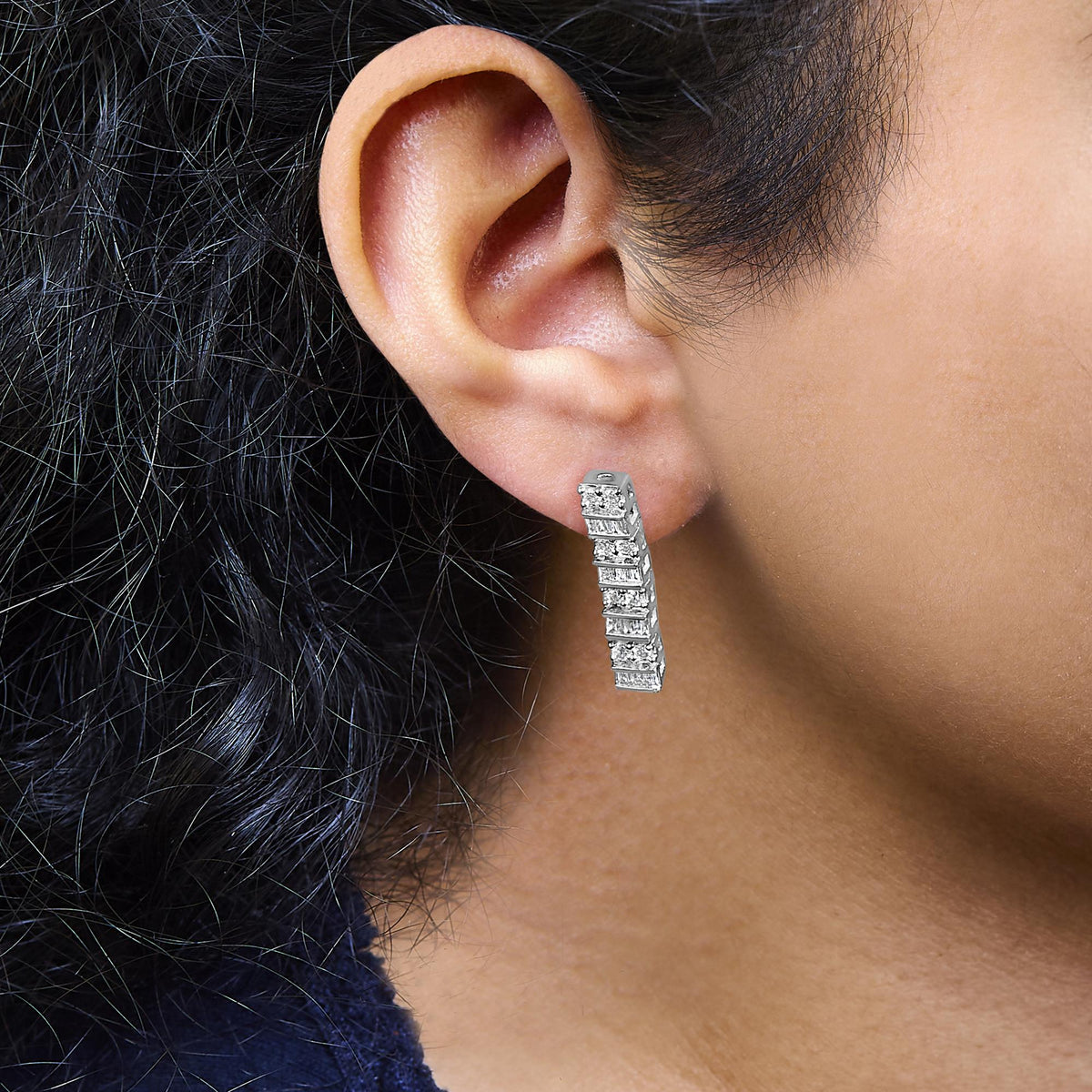 14K White Gold 1 1/3 Cttw Alternating Round And Baguette Diamond Drop Earrings (H-I Color, SI2-I1 Clarity)