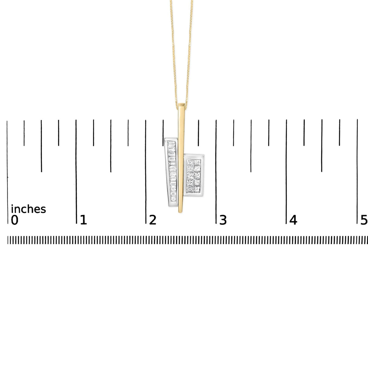 18K Yellow and White Gold 1 7/8 Cttw Princess Baguette Diamond Key Shaped 18" Pendant Necklace (H-I Color, SI1-SI2 Clarity)